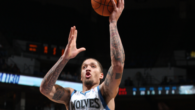 篮球勇士球队轮换阵容优化（勇士队轮换阵容优化方案）