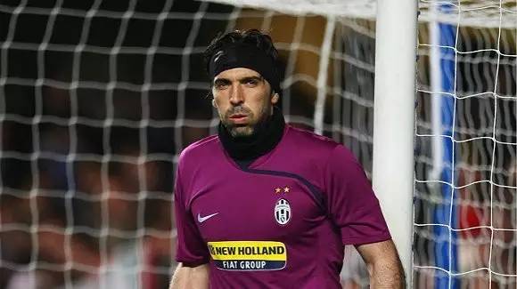 热议成都平广岛：联赛亚冠都蛮硬；租德尔加多需下载反诈app（成都战平广岛引热议：联赛亚冠硬仗不断，德尔加多租借需安装反诈APP）