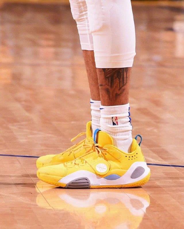 跟队记者：尤文仍在重点关注迈尼昂，球员的续约谈判陷入停滞（队记：尤文继续重点关注迈尼昂，其续约谈判已陷入僵局）