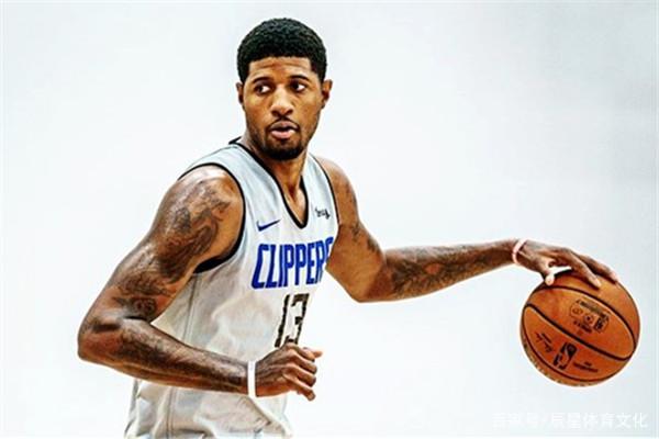 “苏超”MVP范厚泰：感恩亚泰，感恩泰州，感恩“苏超”平台（当选“苏超”MVP，范厚泰向亚泰、泰州及“苏超”平台致谢）