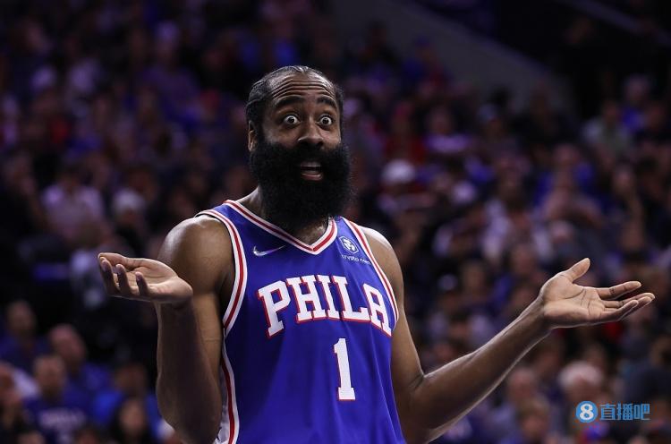 申花发布球队32岁生日海报，却把“32nd”写成“32th”（申花32岁生日海报出错：把“32nd”误写成“32th”）