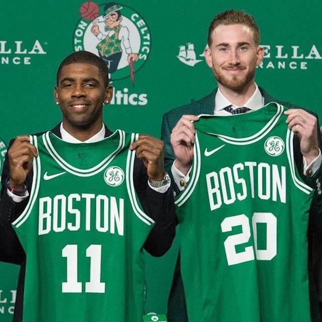 都体：尤文正在考虑冬窗追扎卡，桑德兰要价2000万欧（尤文考虑冬窗引进扎卡，桑德兰标价2000万欧元）