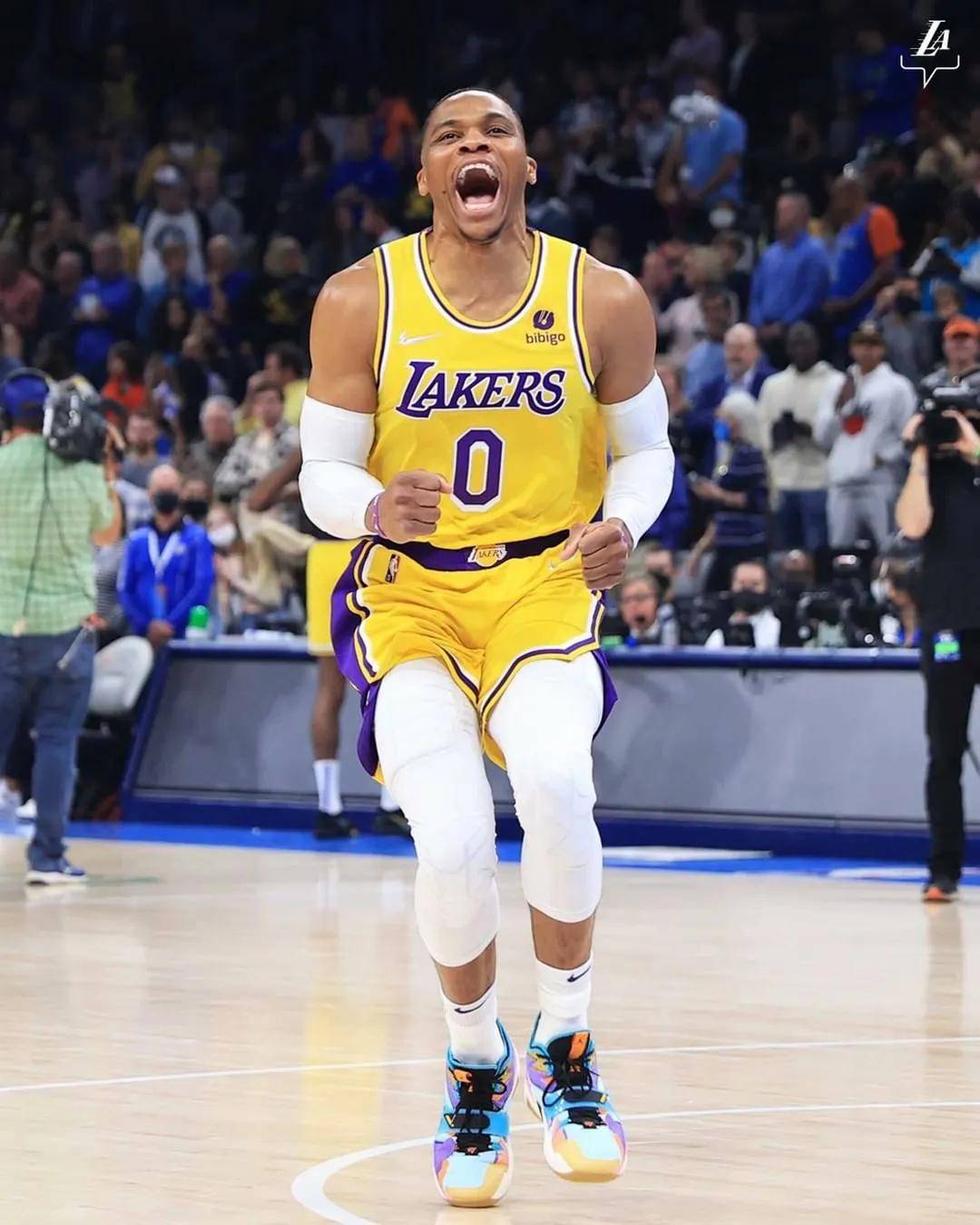 曼联欧联杯小组赛形势分析（曼联欧联杯小组阶段出线前景解读）